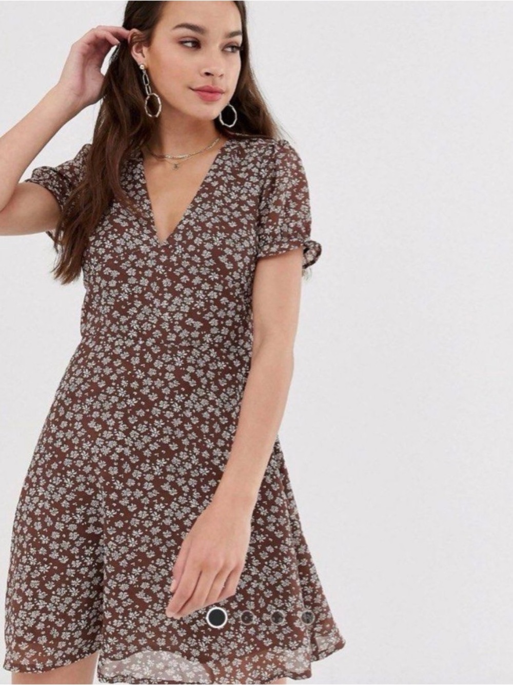 Brown Floral V-Neck Mini Dress with Short Sleeves